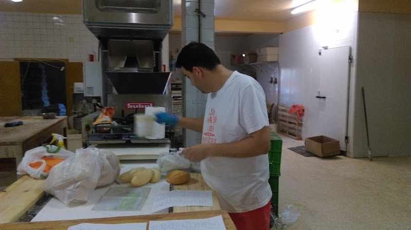 Fotografia tomada fuera de Panadería del Rio - Panadería en Punta Umbría, Huelva