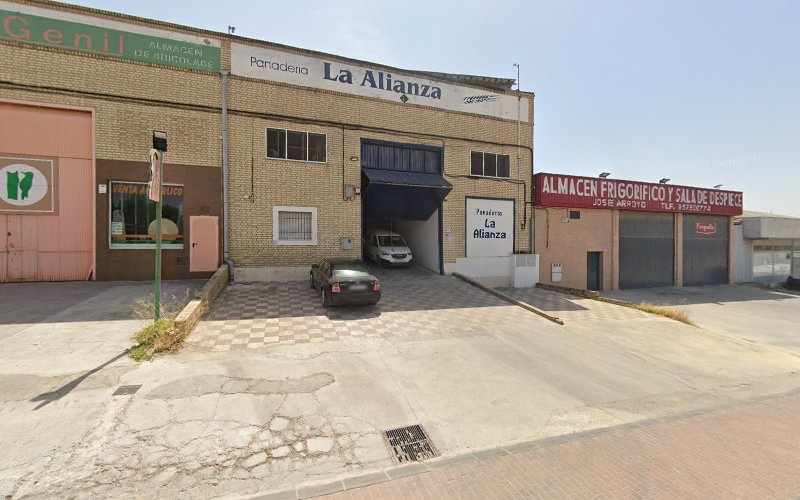 Fotografia tomada fuera de PANADERIA LA ALIANZA SL - Panadería en Puente Genil, Córdoba