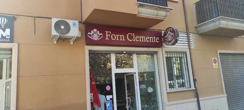 Fotografia tomada fuera de Forn Clemente - Panadería en Massamagrell, Valencia