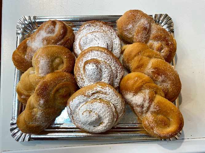 Fotografia tomada fuera de Pastelería cafetería Morató - Pastisseria en Massamagrell, Valencia