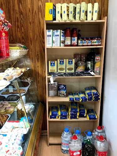 Fotografia tomada fuera de Croissanteria La Artesa - Panadería en Málaga, Málaga