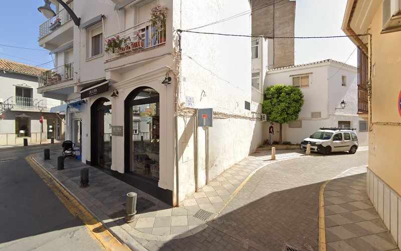 Fotografia tomada fuera de Panadería PinosPan - Panadería en Atarfe, Granada