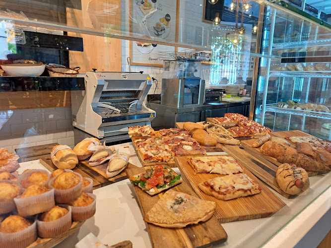 Fotografia tomada fuera de Liaopastel - cafeterías en la Vall d'Uixó, Castellón