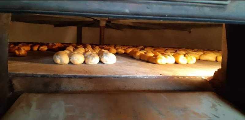 Fotografia tomada fuera de Panificadora Del Torio S L - Panadería en Matallana de Torío, León