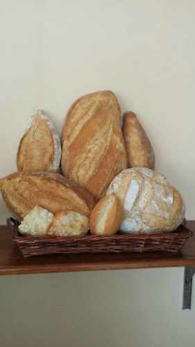 Fotografia tomada fuera de Horno Antonio Gorrión - Panadería en Lebrija, Sevilla