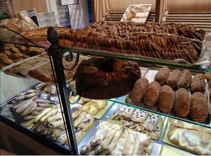 Fotografia tomada fuera de Panadería Gil Fernandez - Panadería en Biescas, Huesca