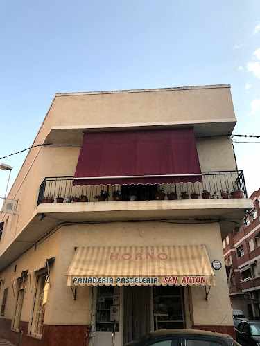 Fotografia tomada fuera de Panadería San Antón - Panadería en Jumilla, Murcia