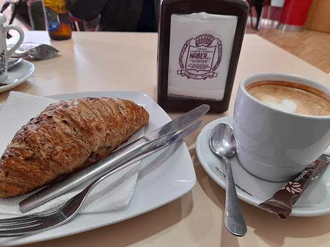 Fotografia tomada fuera de Pastelería Naber - Pastelería en Jumilla, Murcia