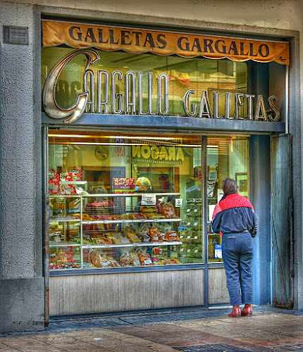 Fotografia tomada fuera de Galletas Gargallo - Tienda de alimentación en Zaragoza, Zaragoza