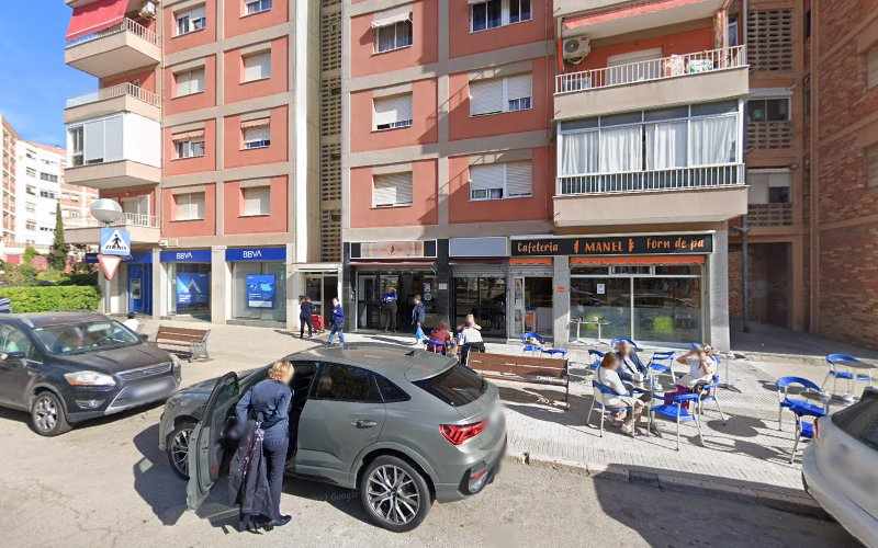 Fotografia tomada fuera de Cafetería panadería Manel - Cafetería en Tarragona, Tarragona