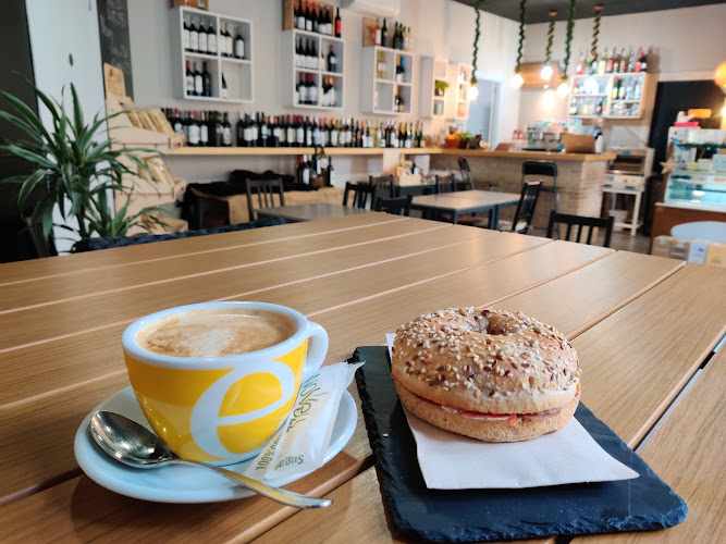 Fotografia tomada fuera de Vi’vint - Fornaio en Sant Martí de Tous, Barcelona
