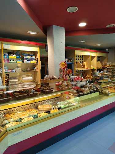 Fotografia tomada fuera de Panadería-Pastelería Dulce Tradición - Panadería en Madrid, Madrid
