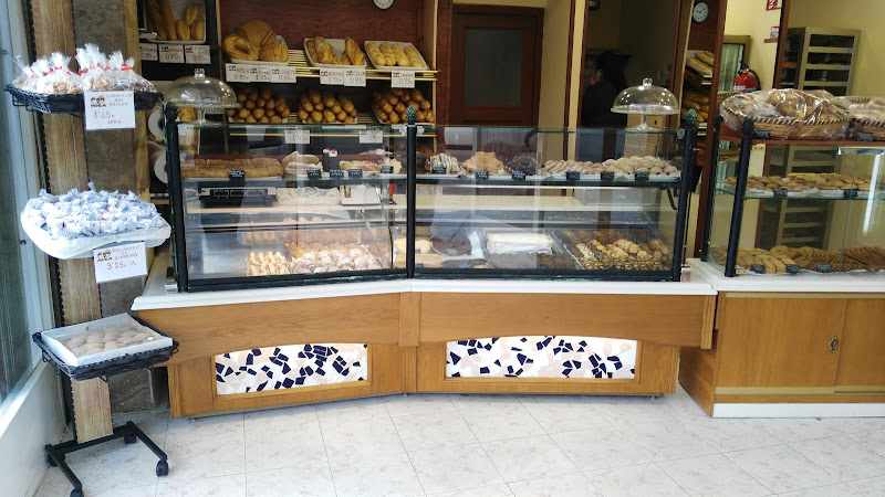 Fotografia tomada fuera de Panadería PAN Y MIGA - Panadería en Madrid, Madrid