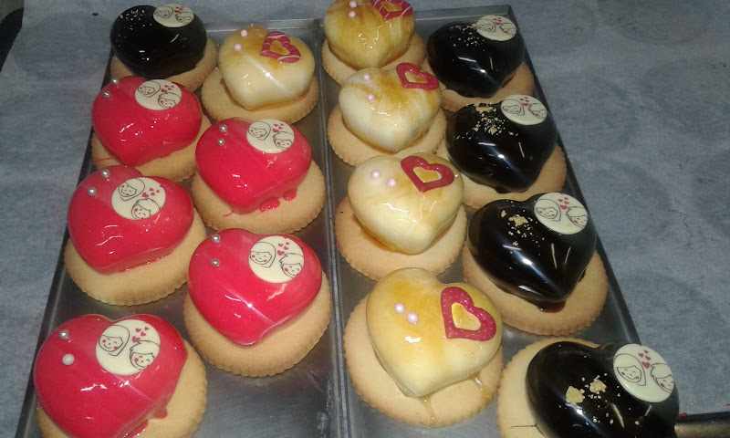 Fotografia tomada fuera de Horno La Fe Y Valencia - Pastelería en Madrid, Madrid