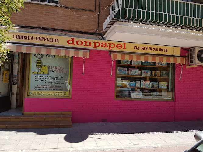 Fotografia tomada fuera de Librería donpapel - Librería en Pozuelo de Alarcón, Madrid