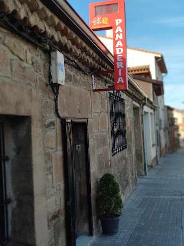 Fotografia tomada fuera de Panadería HUERTA - Panadería en Salas de los Infantes, Burgos