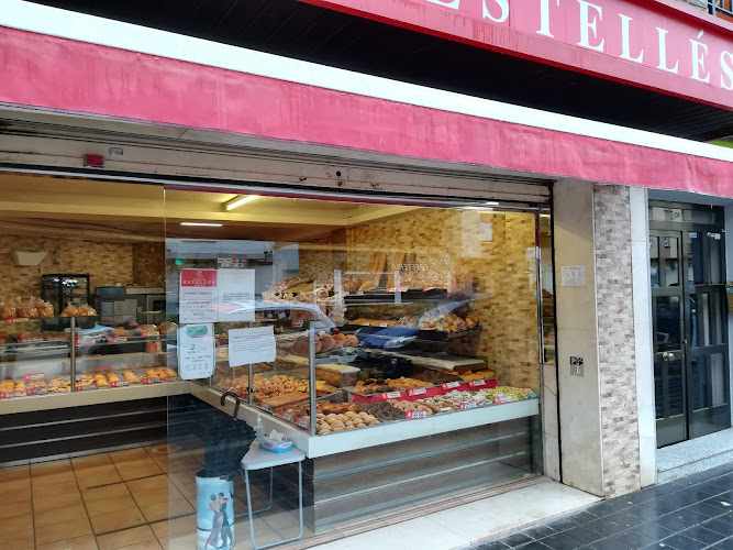 Fotografia tomada fuera de El Pan de Estellés. Badía - Forn de pa en Moncada, Valencia