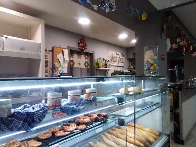 Fotografia tomada fuera de Horno Cafetería Vianna - Panadería en Mislata, Valencia