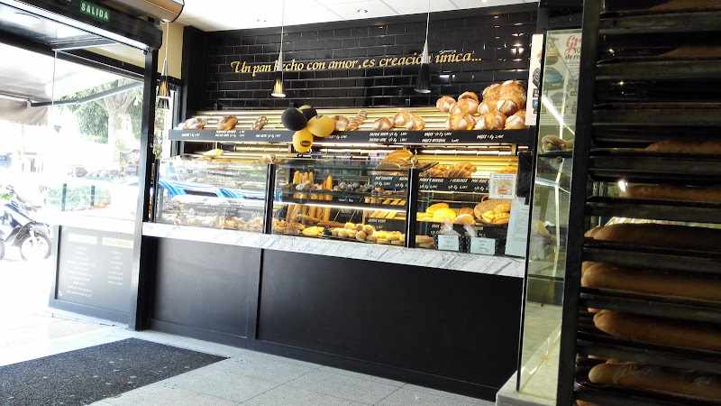 Fotografia tomada fuera de Granier - Panadería en Mislata, Valencia