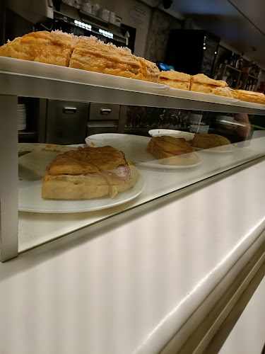 Fotografia tomada fuera de Cafe Lounge Zalla - cafeterías en Mimetiz, Vizcaya