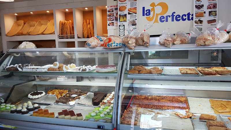 Fotografia tomada fuera de Panadería la Perfecta Confitería - Panadería en Melilla, Melilla