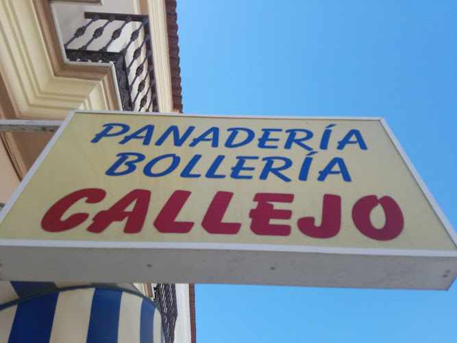Fotografia tomada fuera de Panadería Callejo - Panadería en Moguer, Huelva