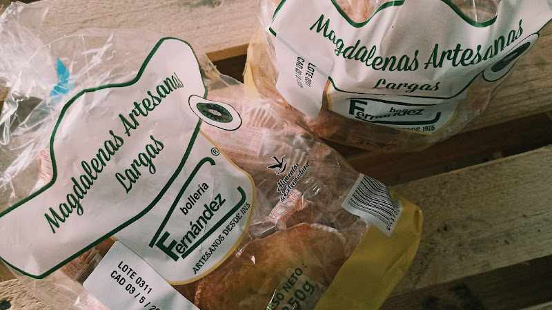 Fotografia tomada fuera de Bollería Fernández - Panadería en Mérida, Badajoz