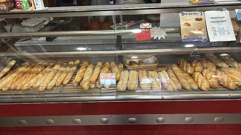 Fotografia tomada fuera de Panadería El Nevero Astorga - Panadería en Mérida, Badajoz