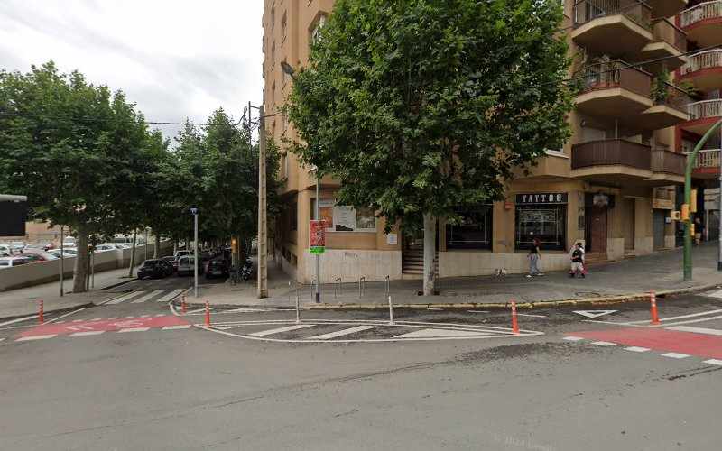 Fotografia tomada fuera de Forn De Pa Isabel Granja-Cafeteria - Panadería en Mataró, Barcelona