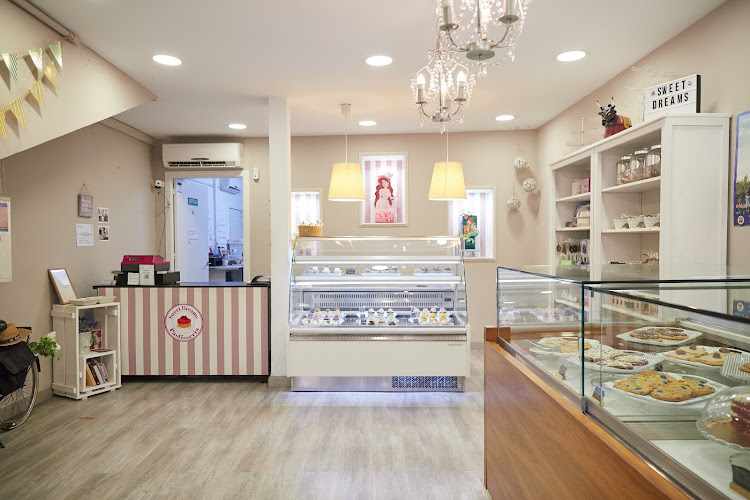 Fotografia tomada fuera de Sweet Dreams Pastisseria - Pastisseria en Mataró, Barcelona