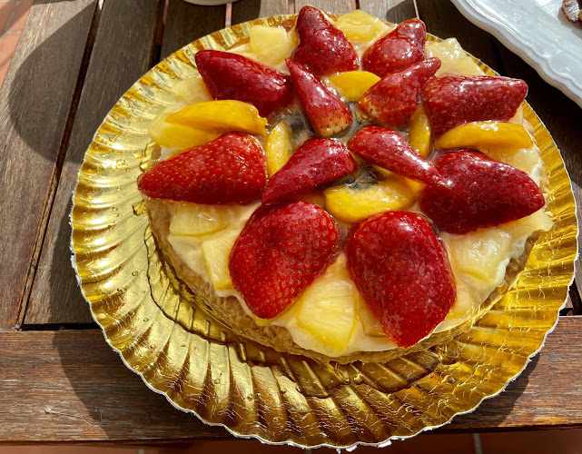 Fotografia tomada fuera de Confitería Panadería El Romero - Pastelería en Málaga, Málaga