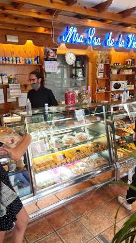 Fotografia tomada fuera de La Sagrada Familia - Panadería en Málaga, Málaga