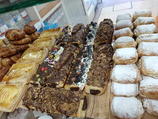 Fotografia tomada fuera de Panaderia hermanos martos Andarax - Panadería en Málaga, Málaga