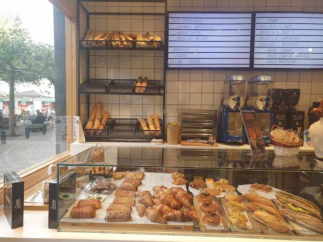 Fotografia tomada fuera de Panaria - cafeterías en Leganés, Madrid