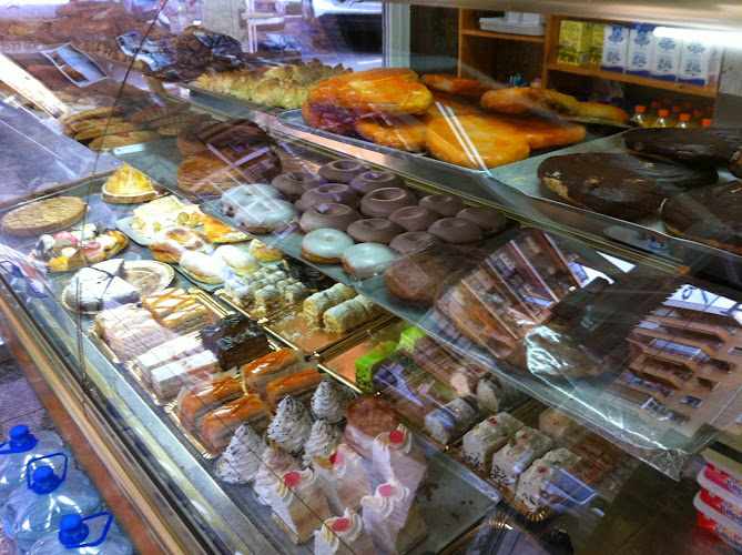 Fotografia tomada fuera de La Espiga Dorada - Pastelería en Málaga, Málaga