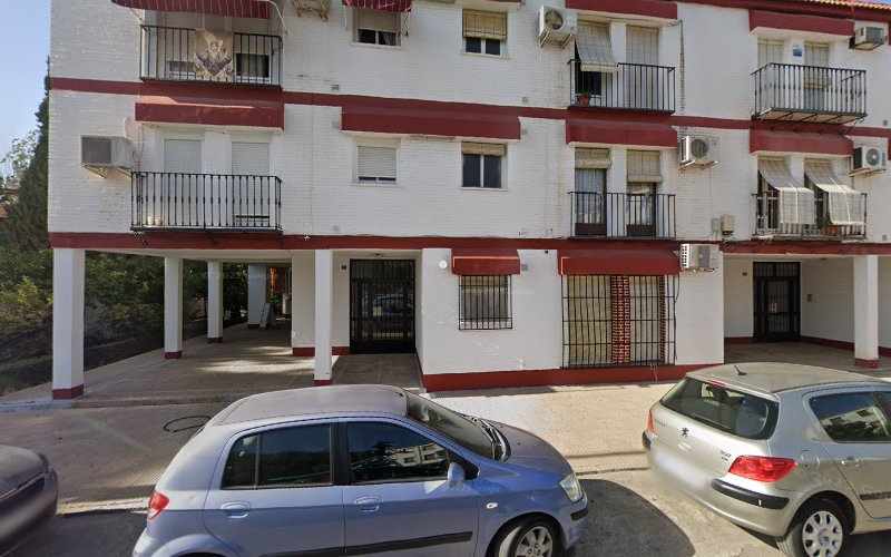 Fotografia tomada fuera de Blas Infante Panadería - Panadería en Lucena, Córdoba