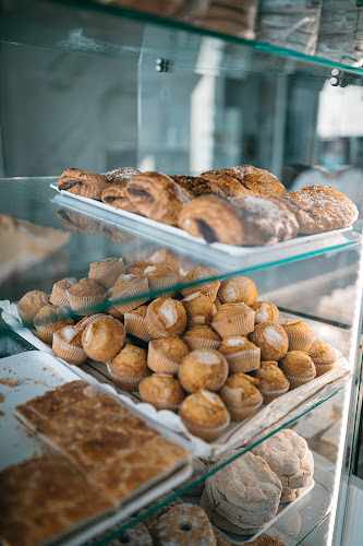 Fotografia tomada fuera de Dulce Tres Confiteria - Pastelería en Lucena, Córdoba