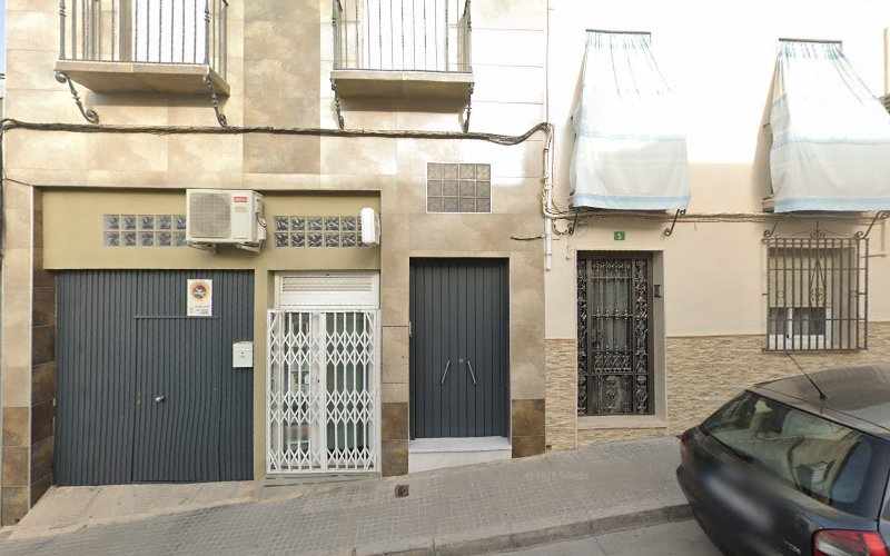 Fotografia tomada fuera de Pan Bueno - Panadería en Lucena, Córdoba