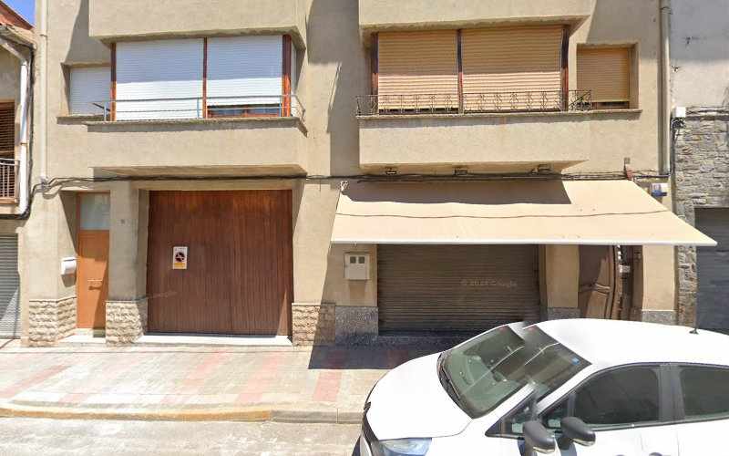 Fotografia tomada fuera de Raquel Hernández Illa - Pastelería en Torelló, Barcelona