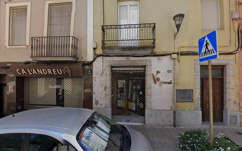 Fotografia tomada fuera de Forn De Pa I Pastisseria Grimal - Pastelería en Tordera, Barcelona