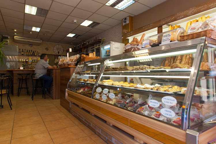 Fotografia tomada fuera de Forn La Selva - cafeterías en Tordera, Barcelona