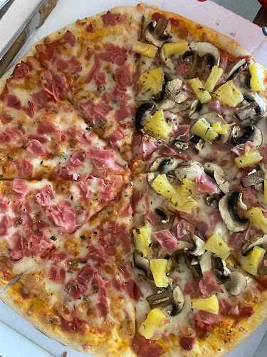 Fotografia tomada fuera de Pizzeria Ayelén - restaurantes en Tabaiba, Santa Cruz de Tenerife