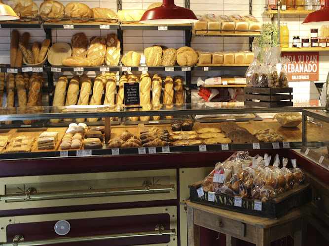 Fotografia tomada fuera de Panadería Gallofa&Co - Panadería en Castro-Urdiales, Cantabria