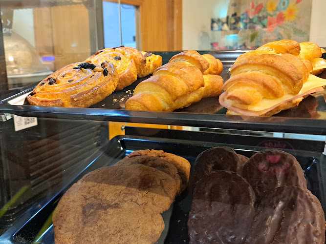 Fotografia tomada fuera de Cafetería Riglos - cafeterías en Jaca, Huesca