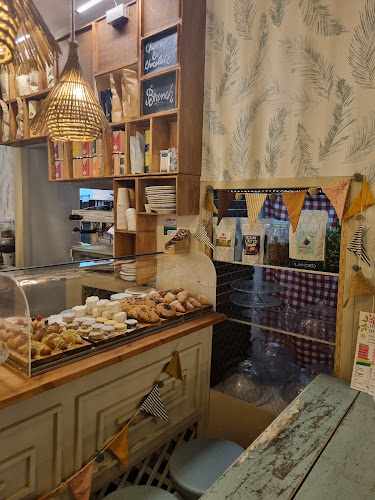 Fotografia tomada fuera de Maldita Gloria! - cafeterías en Alicante, Alicante