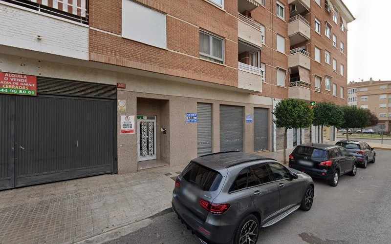 Fotografia tomada fuera de MAYORISTAS DE ALIMENTACION DE PETRER Y COX SL - Panadería en Petrer, Alicante