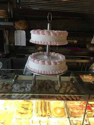 Fotografia tomada fuera de Panaderia Candela - cafeterías en Villa del Río, Córdoba