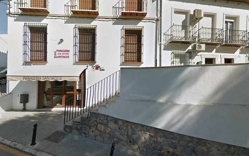Fotografia tomada fuera de Panadería Reymas S L - Panadería en Antequera, Málaga