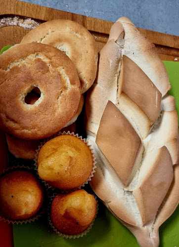 Fotografia tomada fuera de La Tahona - Panadería en Almoguera, Guadalajara
