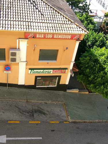Fotografia tomada fuera de Horno la Milagrosa - Panadería en Algeciras, Cádiz